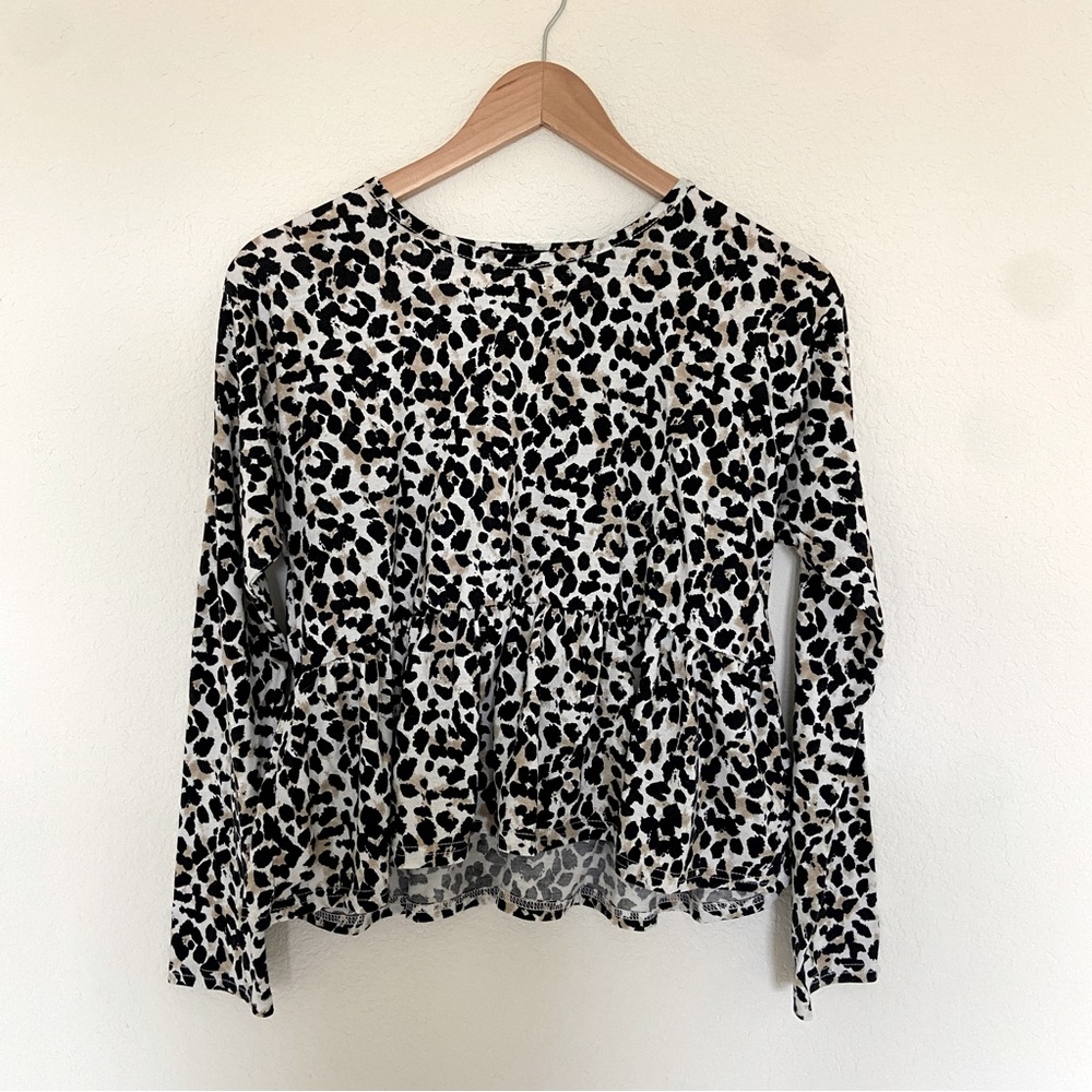 Relaxed Smock Top with Peplum Hem in Leopard Print